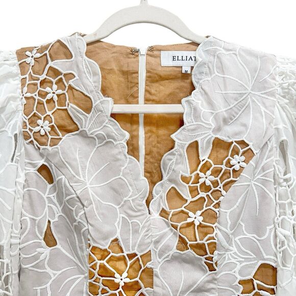 Elliatt Lotusland Embroidered Lace Mini Dress in White Size M - Picture 10 of 13